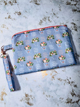 Load image into Gallery viewer, Positive Thoughts Wristlet