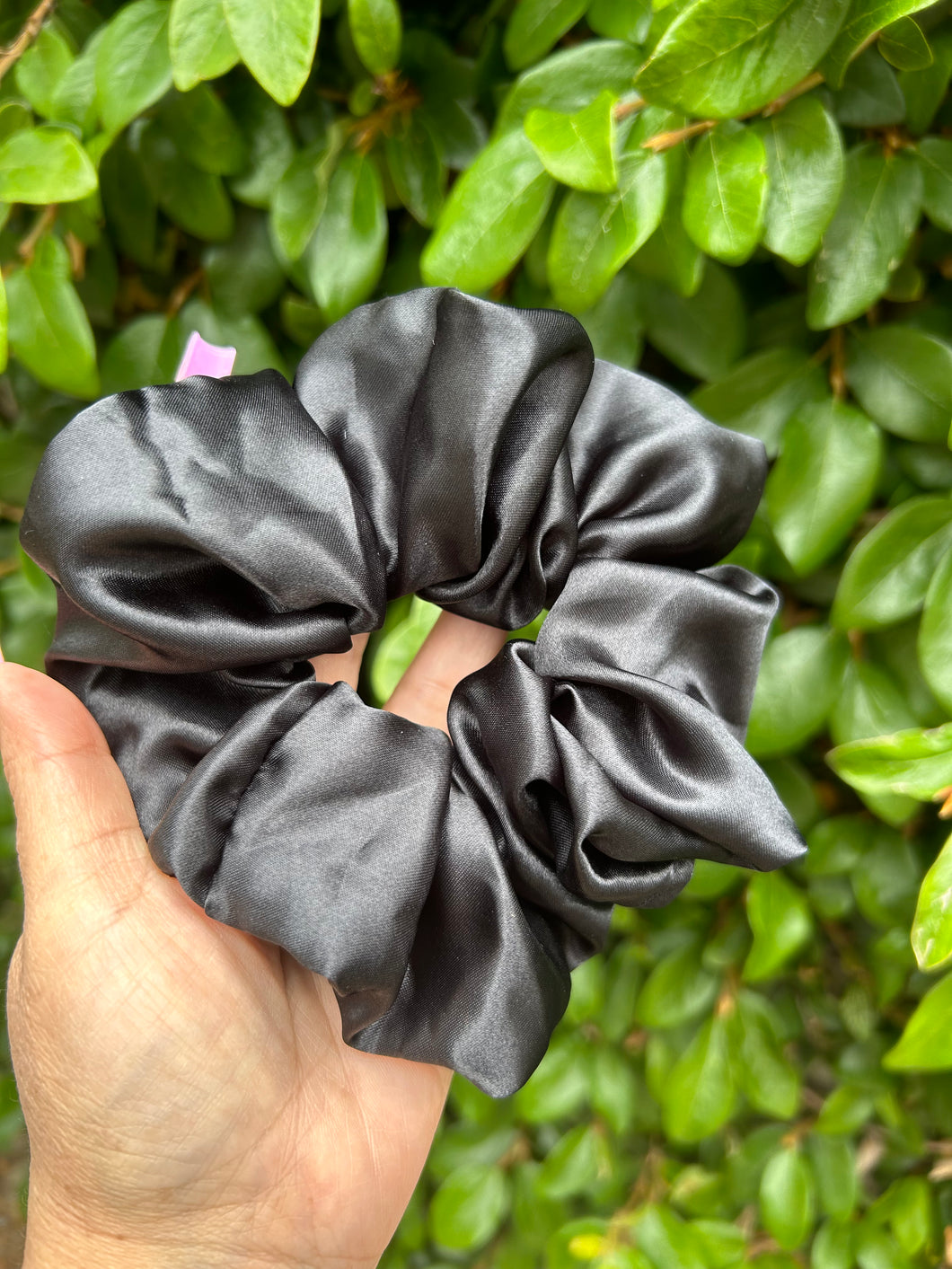 Satin Scrunchie Black